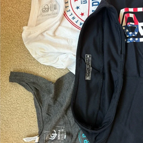 Born Primitive bundle - 2 crop tops and shorts - Picture 2 of 2